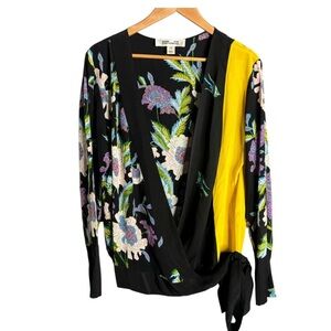 Diane von Furstenberg Cross Over Blouse Black Multi Size M